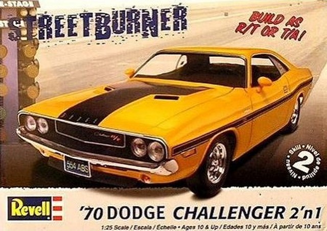 Revell Dodge Challenger RT \'70 groc