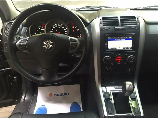 Suzuki Grand Vitara 2012