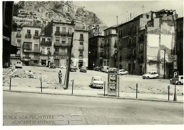 Alicante pl. San Cristobal al fondo