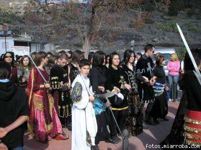 Desfile  Moros y Cristianos Guerrilla Castillo (2) Grgal 2006