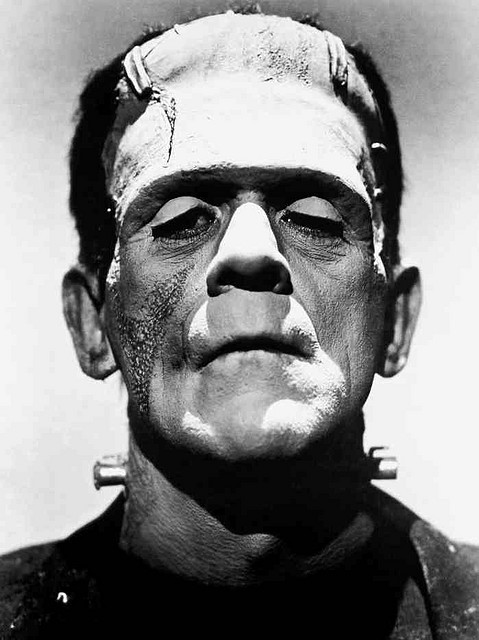 Frankenstein\'s_monster_(Boris_Karloff)