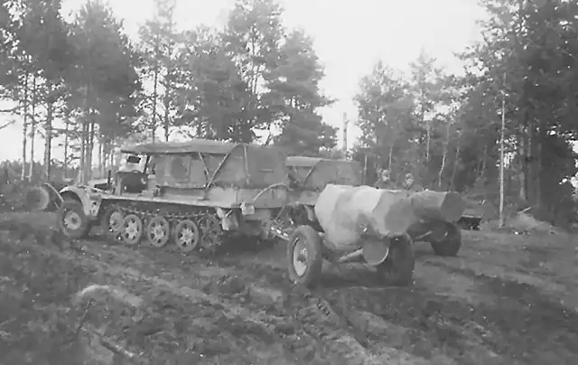 SdKfz_10_haltrack