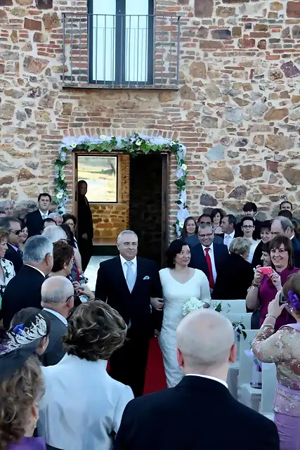 041,llega la novia