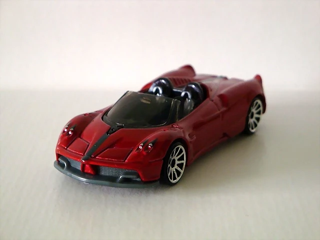 2017 Pagani Huayra roadster (2) (Copiar) 2017 Pagani Huayra roadster (2) (Copiar)