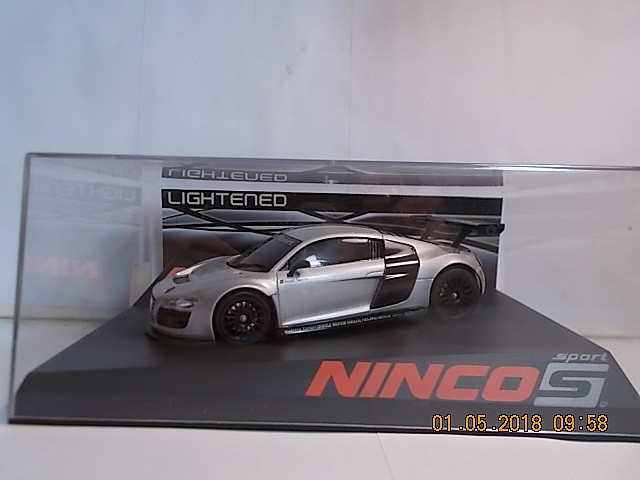 NIN AUDI R8