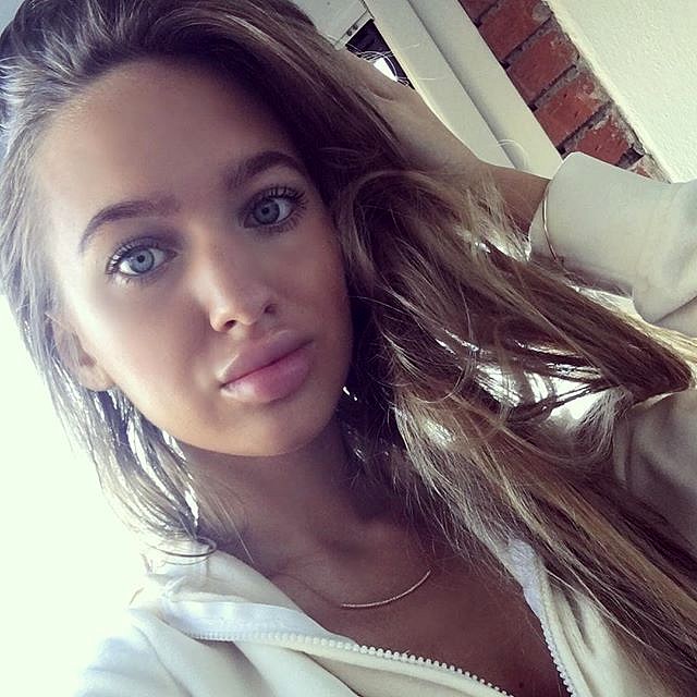 amandalinneas__2015-11-12_10-47-55 amandalinneas__2015-11-12_10-47-55
