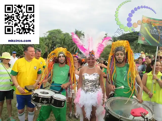 bailarinas samba batucada, circo musica contactar musica mkcirco@gmail.com tel. 7253510 (6)