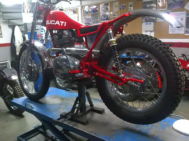 Matar?-Ducati