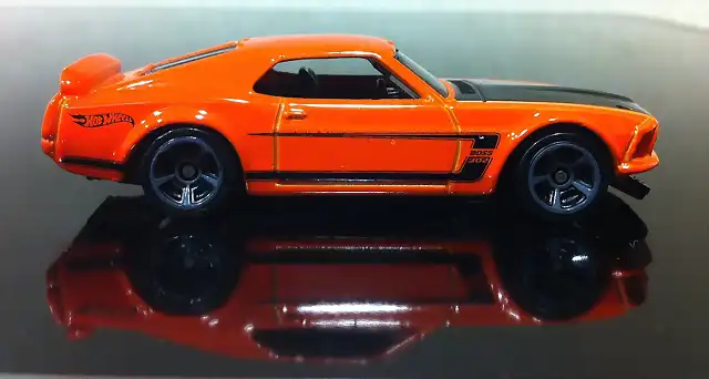 Ford Mustang Boss 302 1969_2015_1