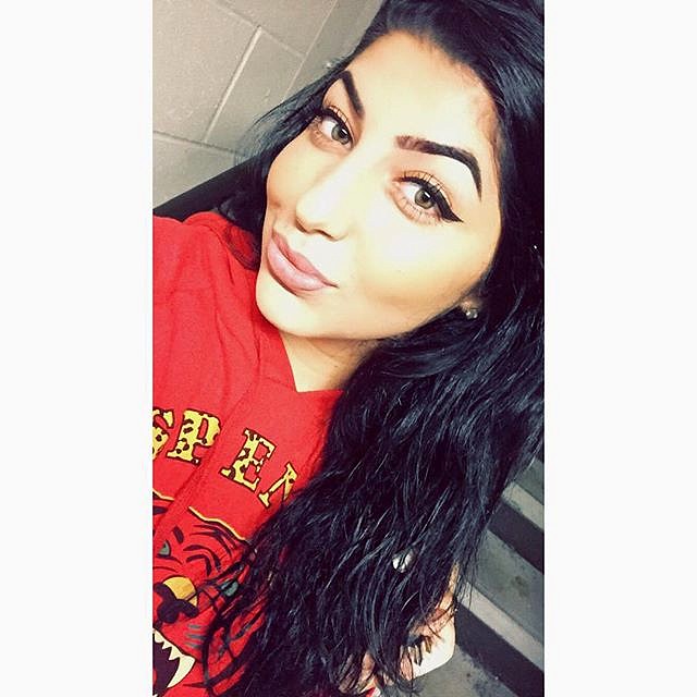 taylorpisciotta_2015-08-08_19-14-40 taylorpisciotta_2015-08-08_19-14-40