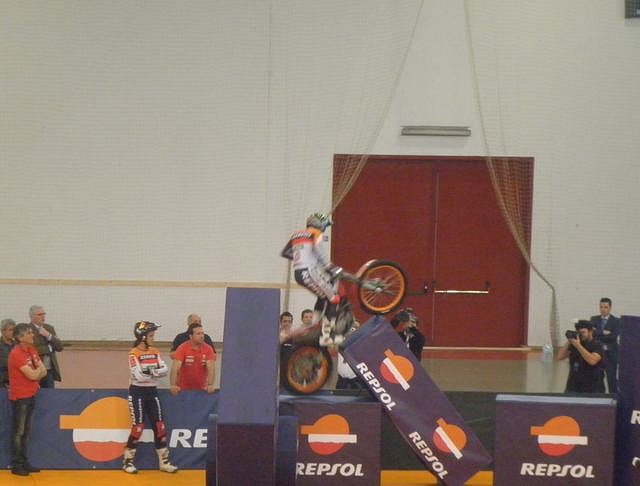 Presentacin Equipo Repsol 30-03-11 048