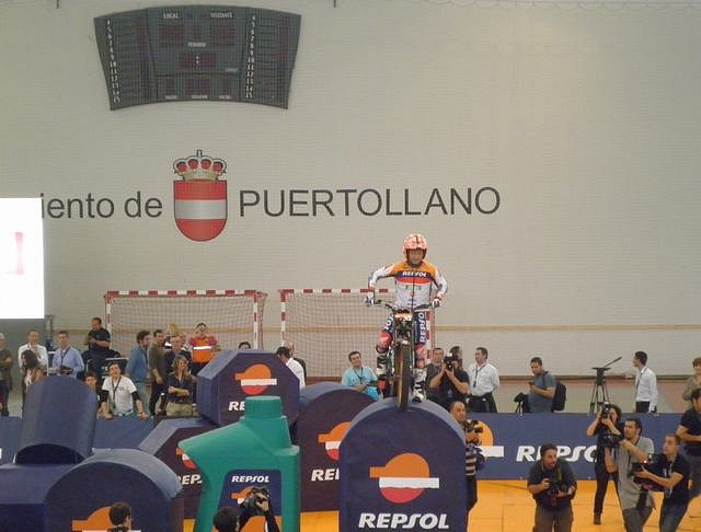 Presentacin Equipo Repsol 30-03-11 029