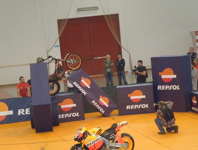 Presentacin Equipo Repsol 30-03-11 047