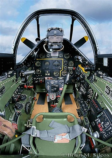 Mustang_D_cockpit (1) (Large)