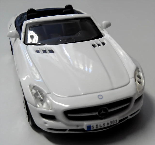 Mercedes-Benz SLS AMG Roadster