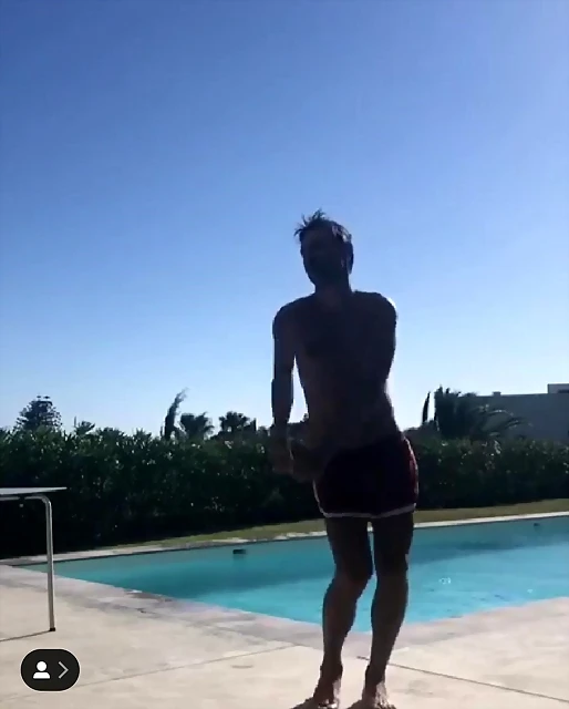 Video Hugo IG 12-6-2019 (10) Video Hugo IG 12-6-2019 (10)