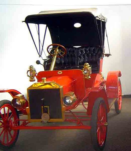 ford_model_t_red