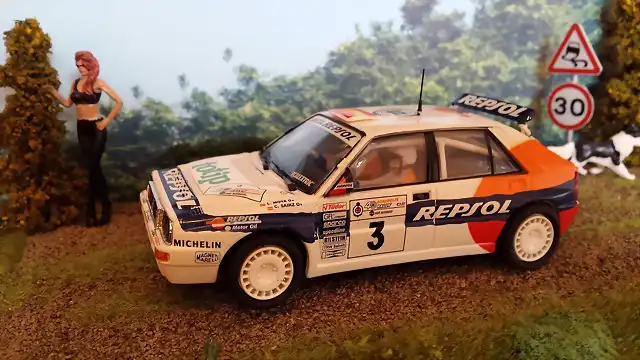 LANCIA DELTA HF INTEGRALE 1993 ACROPOLIS SAINZ