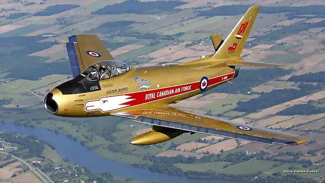 Golden Hawks de la Royal Canadian Air Force con un North American F-86A Sabre