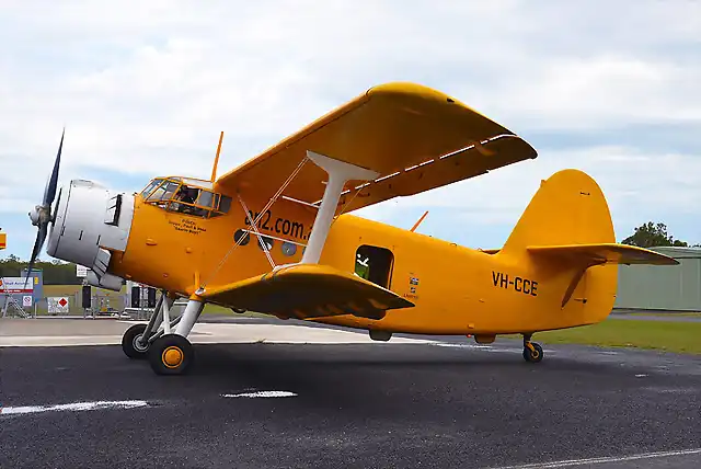 Antonov-An-2-VH-CCE