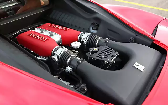 interior 7 Ferrari 458 Italia