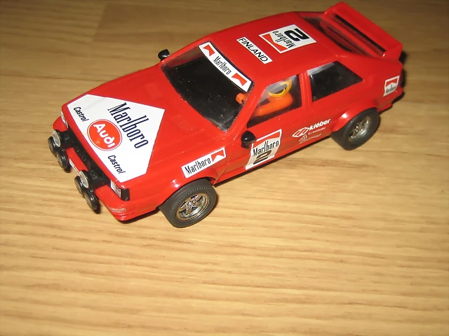 Audi quattro rojo (1) Audi quattro rojo (1)