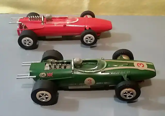 Faller Ferrari & Brabham (2)