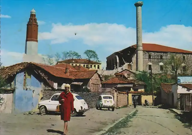 Skopje - Moschee und Uhrturm nach dem Erdbeben, 1963