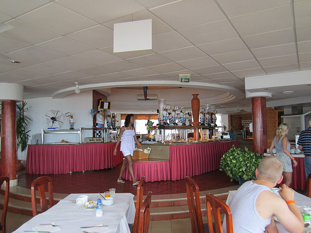 IMG_0008 (2) IMG_0008 (2)