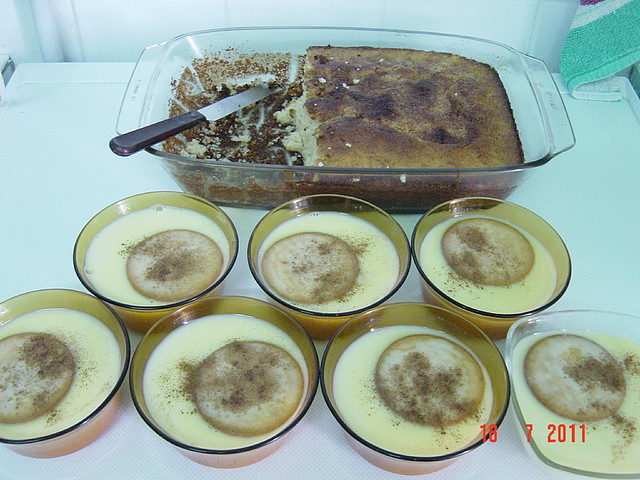 Natillas y bizcocho Natillas y bizcocho