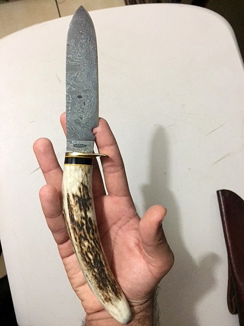 navaja en mano navaja en mano