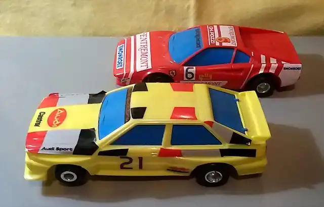 Polistil Audi & Ferrari GTO (1)