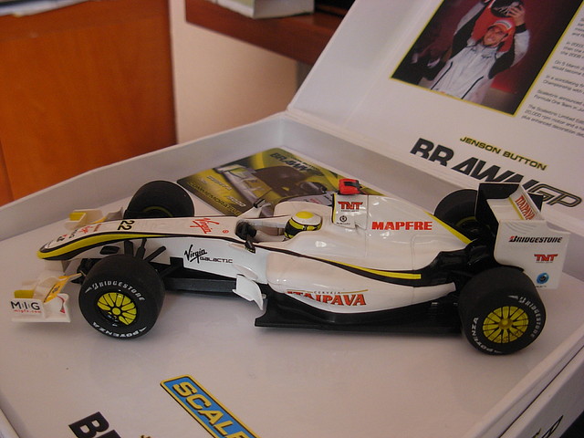 01 BRAWN GP 001