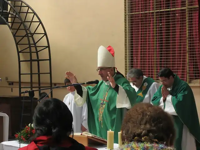 Visita Pastoral de Monseor Chomal a la Parroquia San Juan de Mata (5)