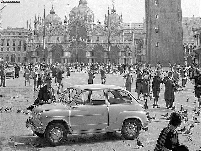 Venecia presentacion fiat 600