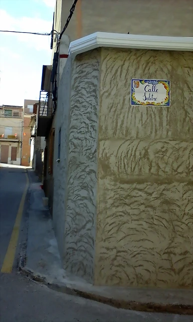 Calle Salitre. J.M. Calle Salitre. J.M.