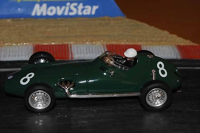 BRM P25 N? 8 CARTRIX BRM P25 N? 8 CARTRIX