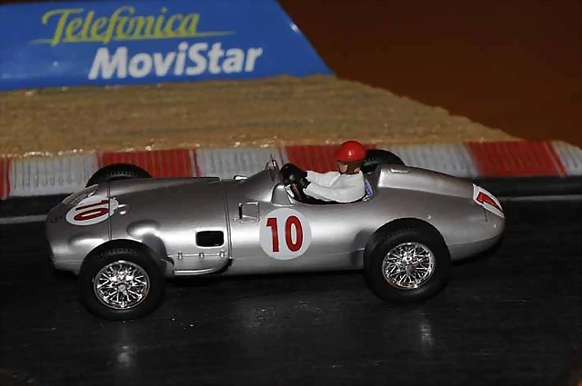 MERCEDES W196 N? 10 CARTRIX MERCEDES W196 N? 10 CARTRIX