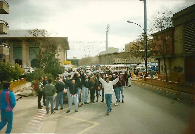 ultras violetas zaragoza - valladolid 93-94 on tour ultras violetas zaragoza - valladolid 93-94 on tour