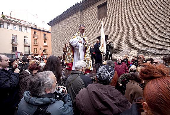 jesus parroco de san Pablo en la bendicio-san anton jesus parroco de san Pablo en la bendicio-san anton