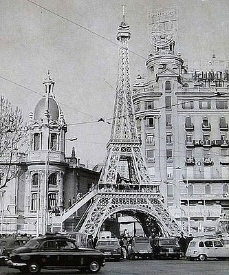 Torre Eiffel-1966-Taxis-Mini