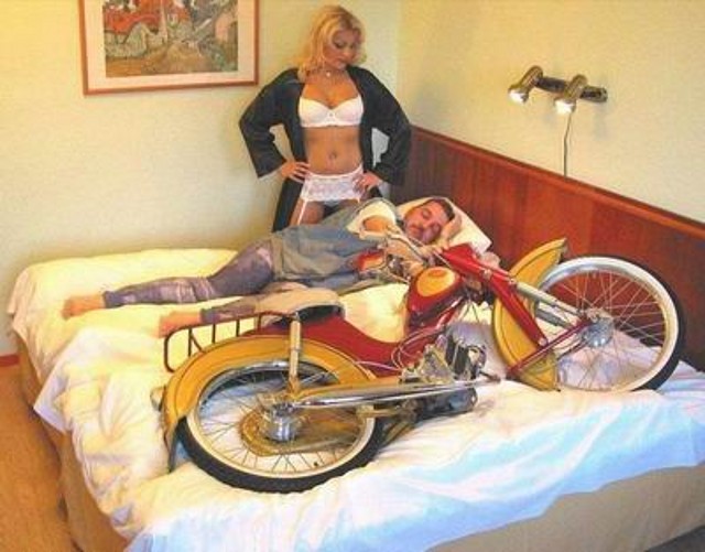 sleeping_with_bike