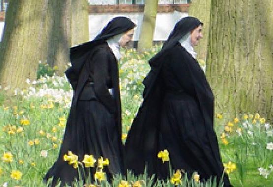 DOS-MONJAS