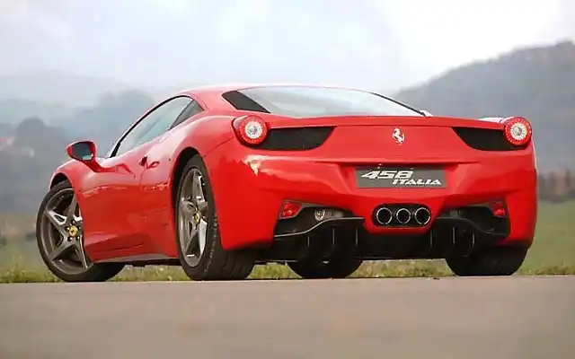 exterior 3 Ferrari 458 Italia