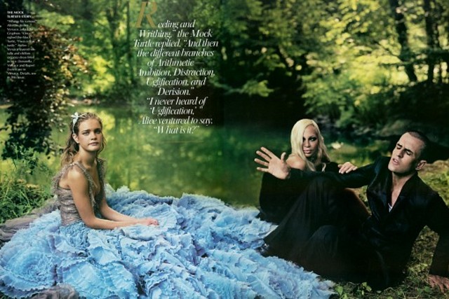 alice-in-wonderland-by-annie-leibovitz-11