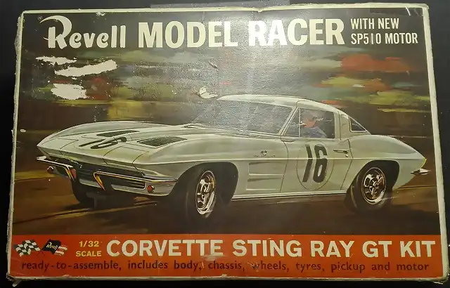 R-3102 Corvette Sting Ray GT Kit (1)