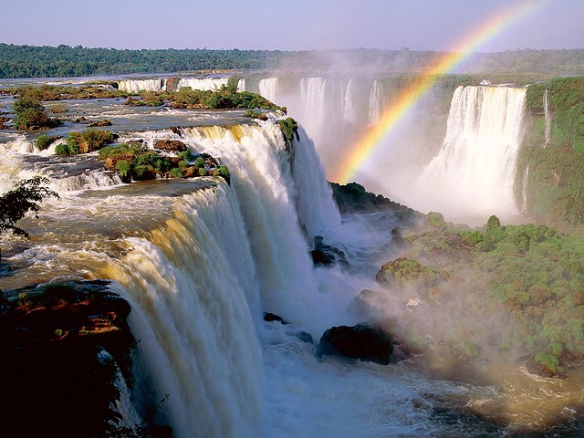 Devil\'s Throat, Iguassu Falls, Argentina Devil\'s Throat, Iguassu Falls, Argentina