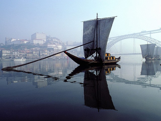 Douro River, Porto, Portugal Douro River, Porto, Portugal