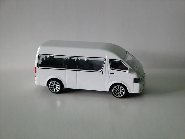 2014 Toyota Hiace (2) (Copiar) 2014 Toyota Hiace (2) (Copiar)