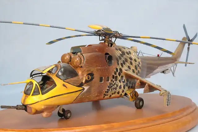 Acabado Mil Mi-24 Hind-D (3)